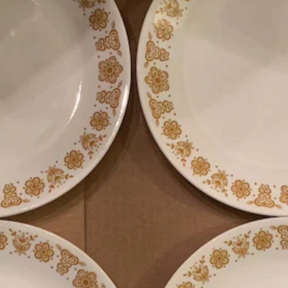 MCM  vintage Dinner Plates - Set of 8